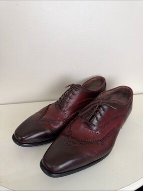(2391) Men's Burgundy Leather Wingtip Derby Shoes, Size: 9.5